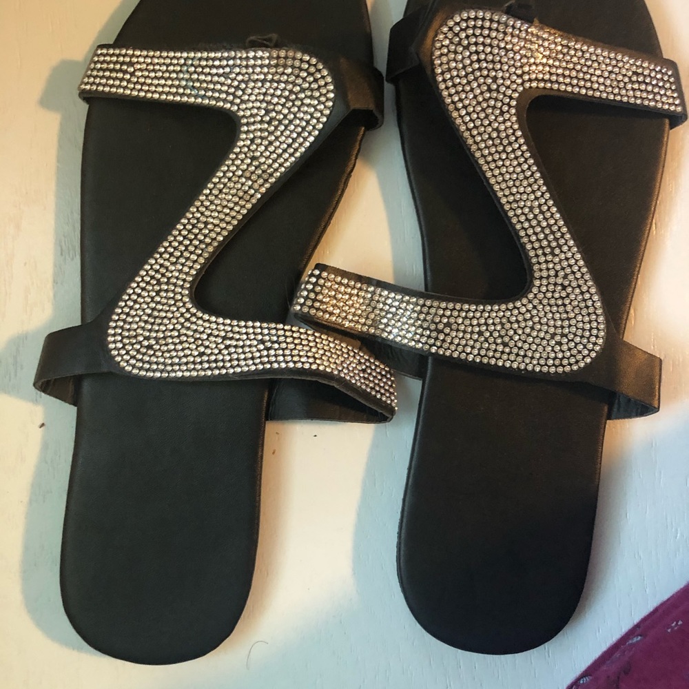 Crystal flip flops